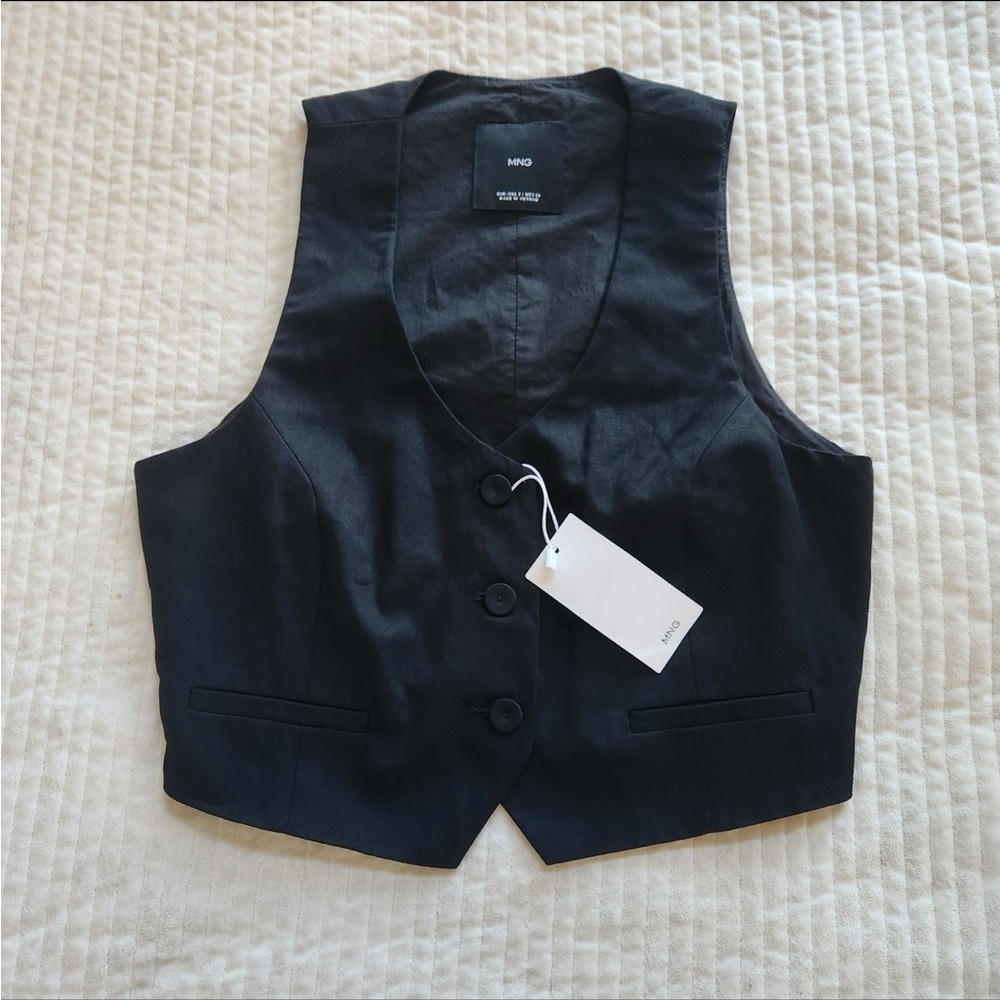 NWT Mango black vest top size S